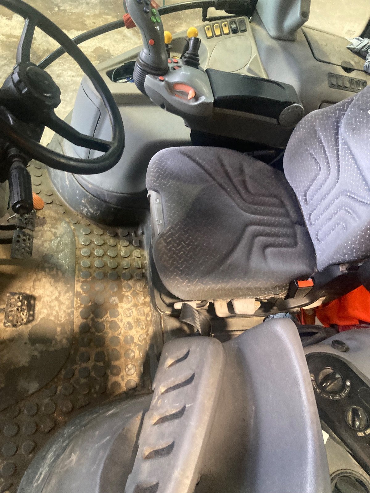 Traktor του τύπου Deutz-Fahr 6170, Gebrauchtmaschine σε Wittelshofen (Φωτογραφία 4)