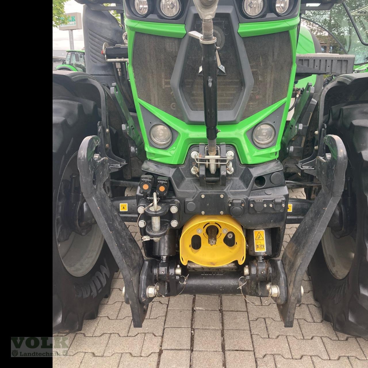 Traktor of the type Deutz-Fahr 6175.4 Agrotron TTV, Gebrauchtmaschine in Friedberg-Derching (Picture 16)