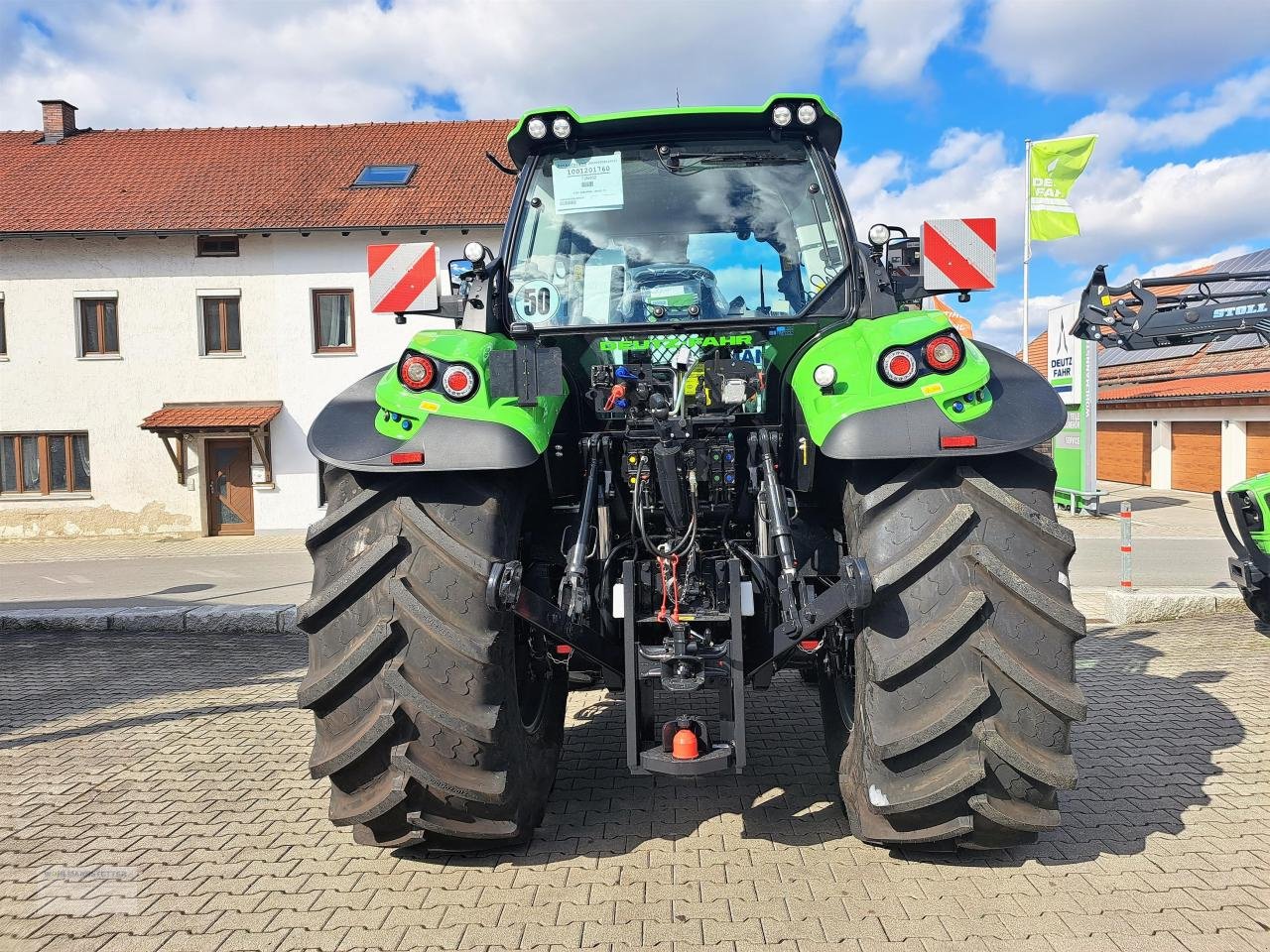 Traktor des Typs Deutz-Fahr 6180 AGROTRON RCShift, Neumaschine in Unterdietfurt (Bild 7)