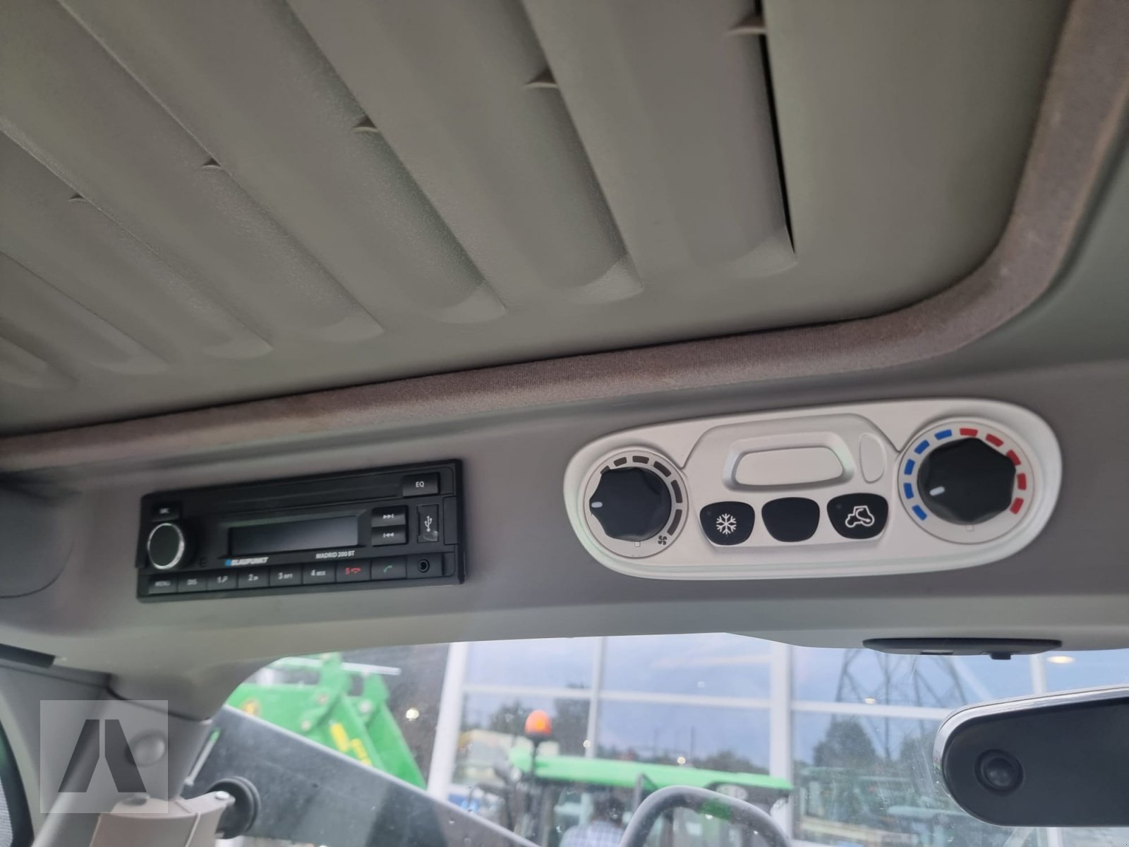 Traktor του τύπου Deutz-Fahr 6180 Agrotron TTV, Gebrauchtmaschine σε Regensburg (Φωτογραφία 24)