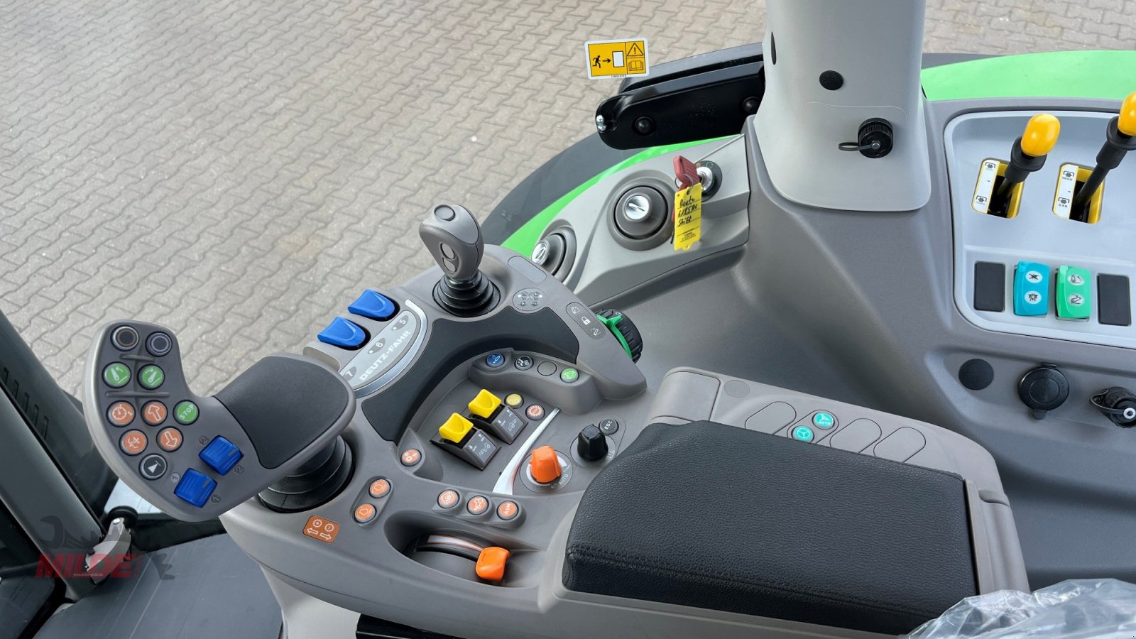 Traktor типа Deutz-Fahr 6180 RC-Shift, Neumaschine в Gebenbach (Фотография 16)