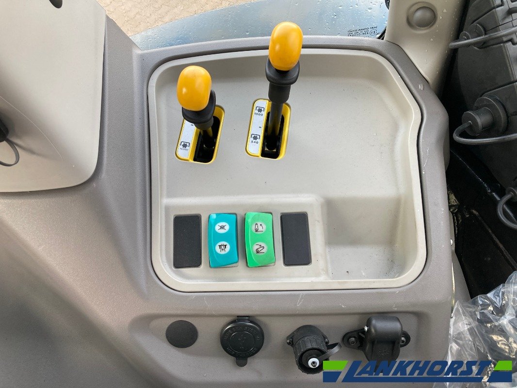 Traktor of the type Deutz-Fahr 6180 TTV M-GREEN-WARRIOR, Neumaschine in Emsbüren (Picture 14)