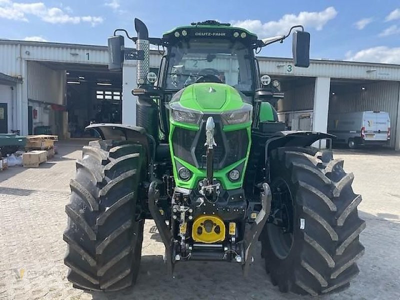 Traktor des Typs Deutz-Fahr 6180 TTV Warrior, Neumaschine in Fischbach/Clervaux (Bild 6)