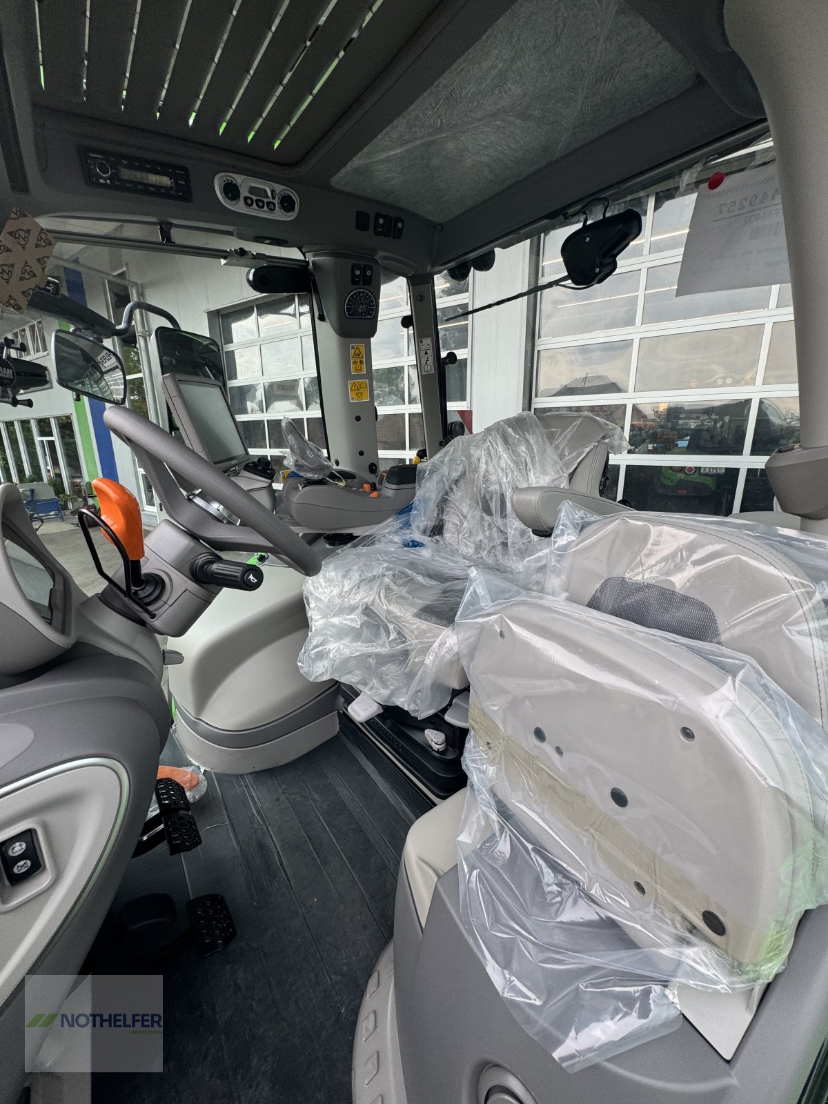 Traktor Türe ait Deutz-Fahr 6180 TTV Warrior, Neumaschine içinde Pforzen (resim 13)