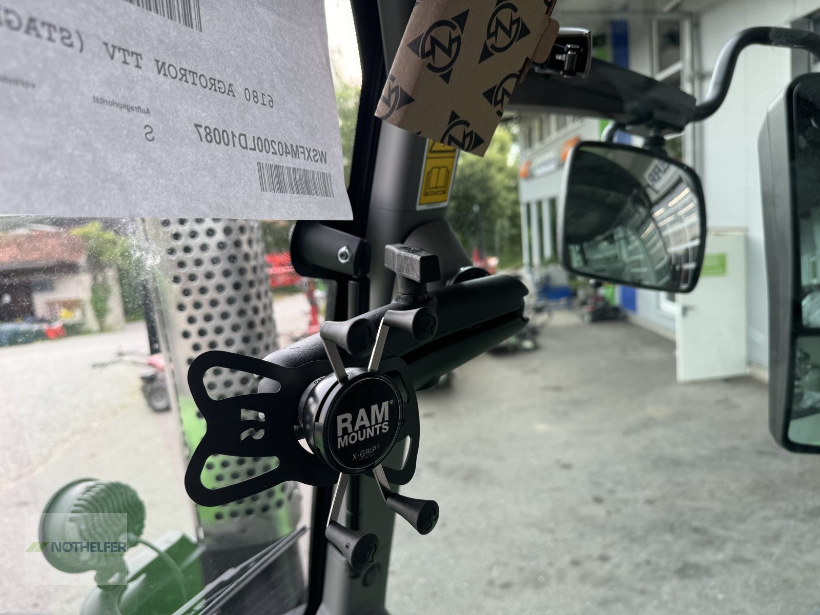 Traktor Türe ait Deutz-Fahr 6180 TTV Warrior, Neumaschine içinde Pforzen (resim 17)