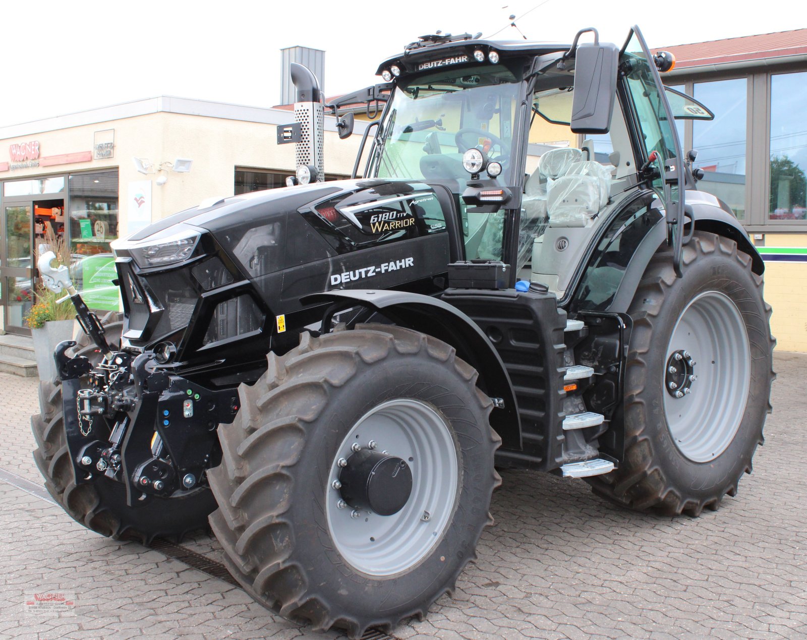 Traktor des Typs Deutz-Fahr 6180 TTV, Neumaschine in Ansbach (Bild 3)