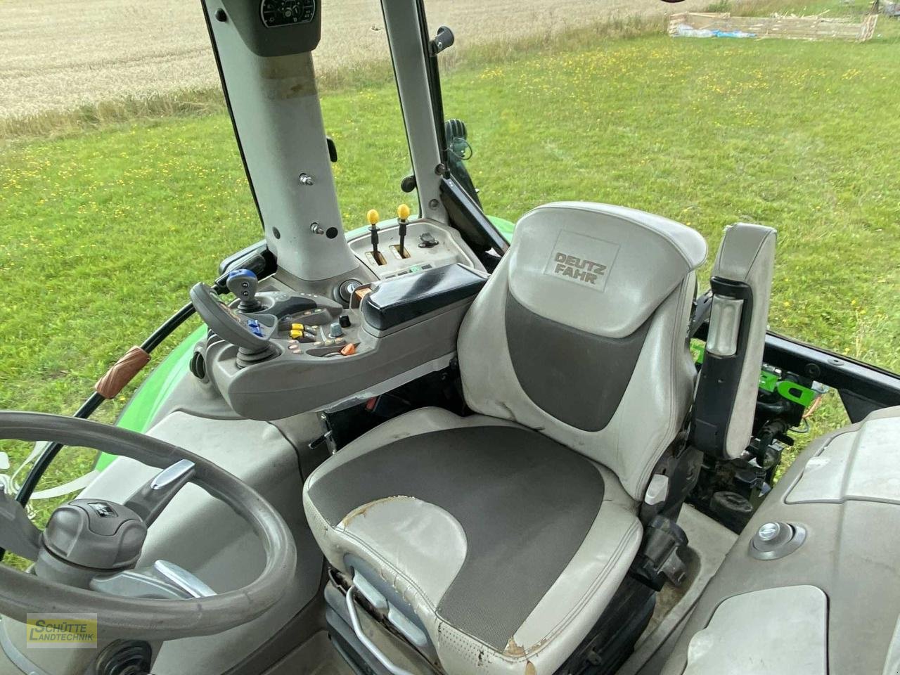 Traktor от тип Deutz-Fahr 6190 Agrotron TTV, Gebrauchtmaschine в Marsberg-Giershagen (Снимка 10)