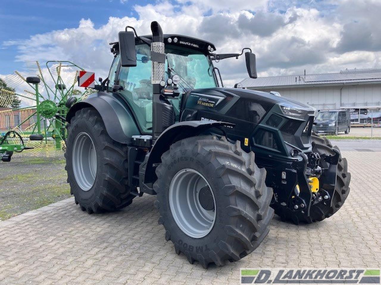 Traktor des Typs Deutz-Fahr 6190 RC-M.-Green-Warrior, Neumaschine in Südlohn (Bild 3)