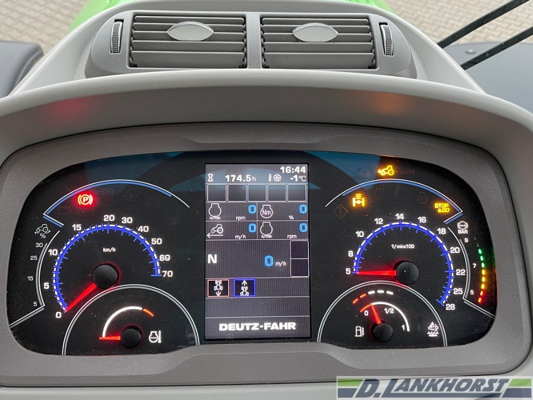 Traktor of the type Deutz-Fahr 6190 RCSHIFT, Neumaschine in Emsbüren (Picture 17)