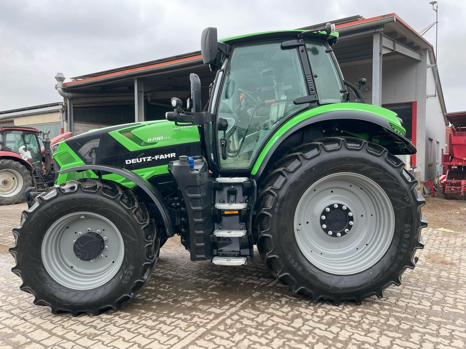 Traktor типа Deutz-Fahr 6190 TTV, Gebrauchtmaschine в Dannstadt-Schauernheim (Фотография 1)