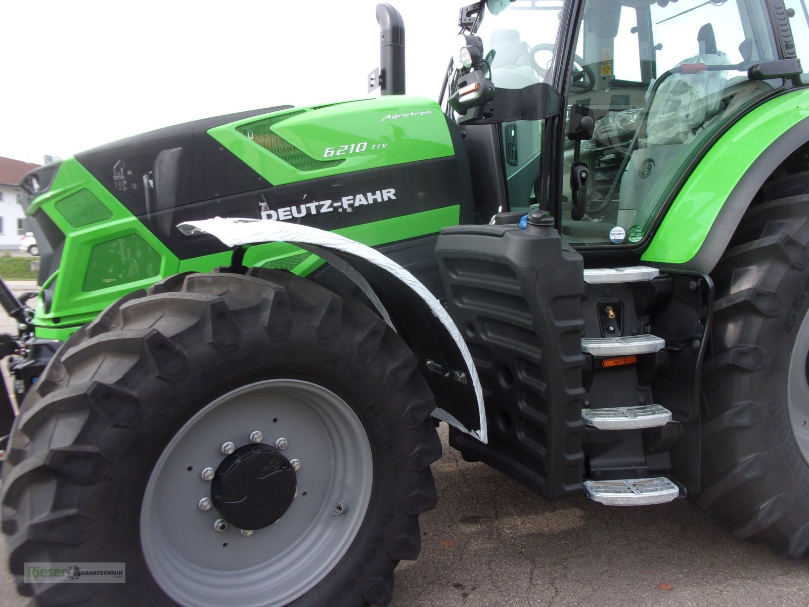 Traktor du type Deutz-Fahr 6210 TTV, "der Beste seiner Klasse" Pure Effektivität, Neumaschine en Nördlingen (Photo 3)