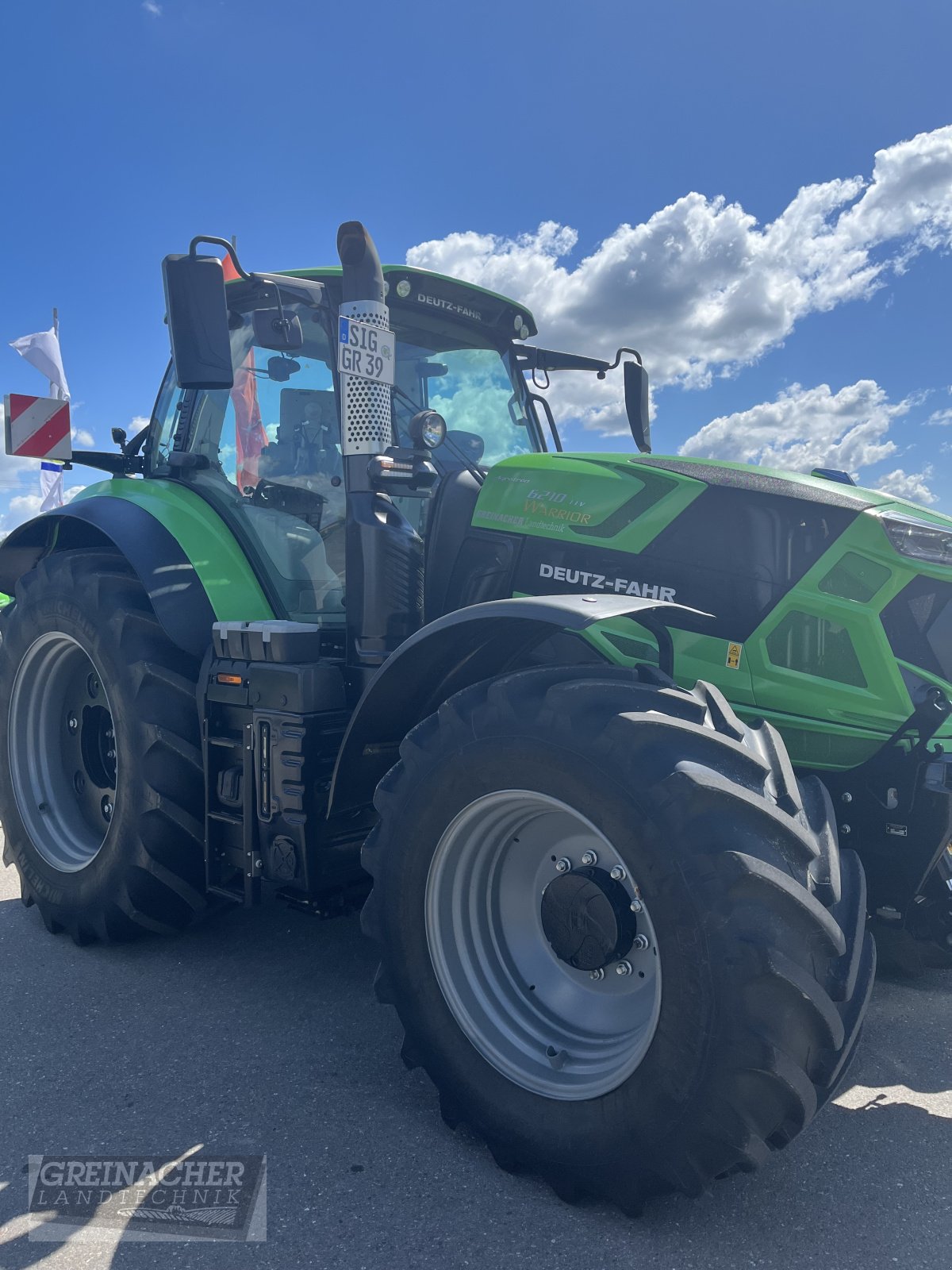 Traktor of the type Deutz-Fahr 6210 TTV, Gebrauchtmaschine in Pfullendorf (Picture 3)