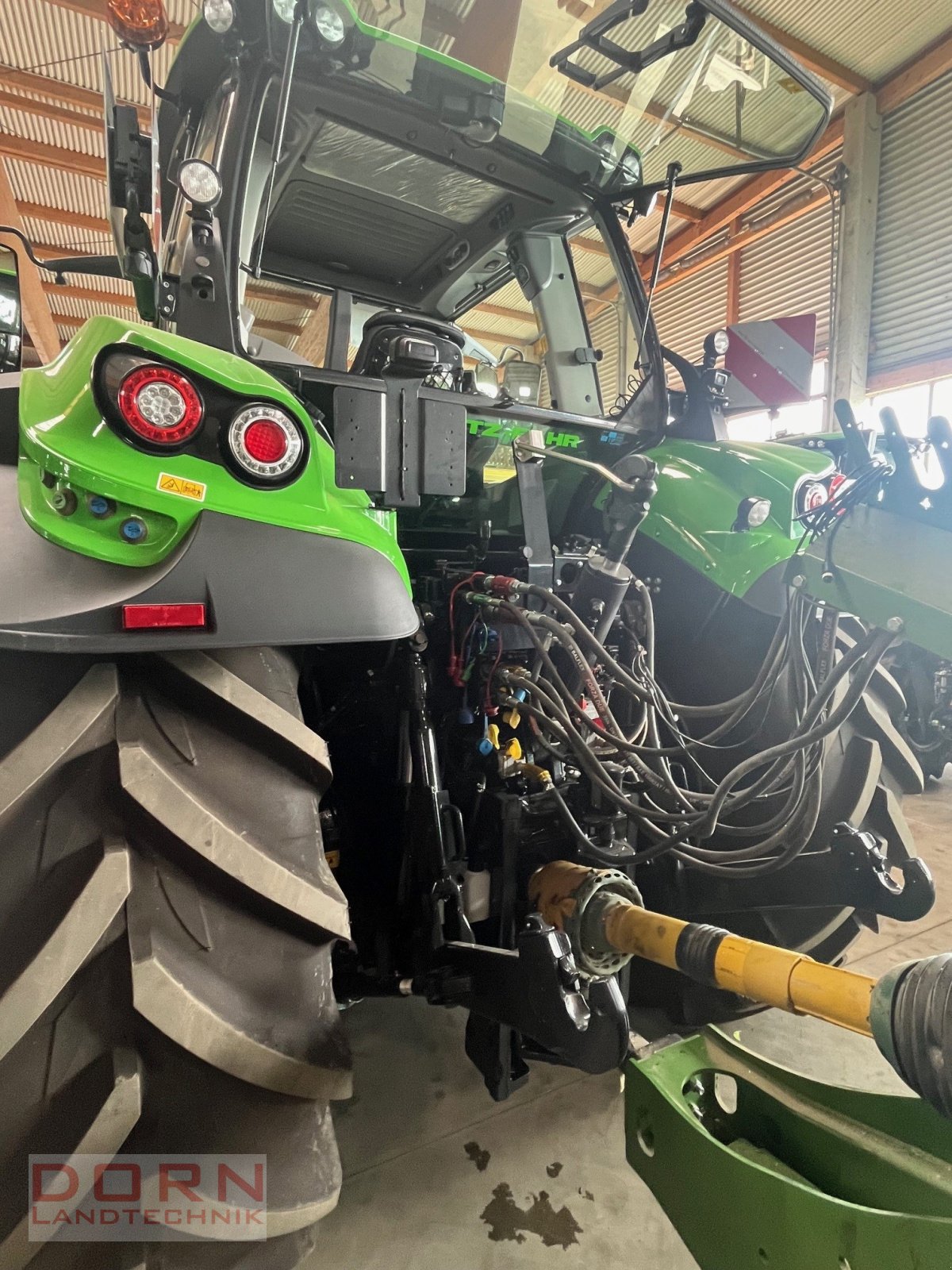 Traktor typu Deutz-Fahr 6210 TTV, Neumaschine w Bruckberg (Zdjęcie 4)