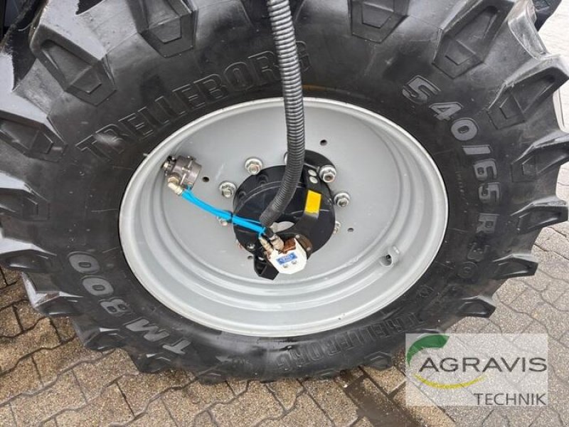 Traktor van het type Deutz-Fahr 6215 AGROTRON TTV, Gebrauchtmaschine in Meppen (Foto 14)