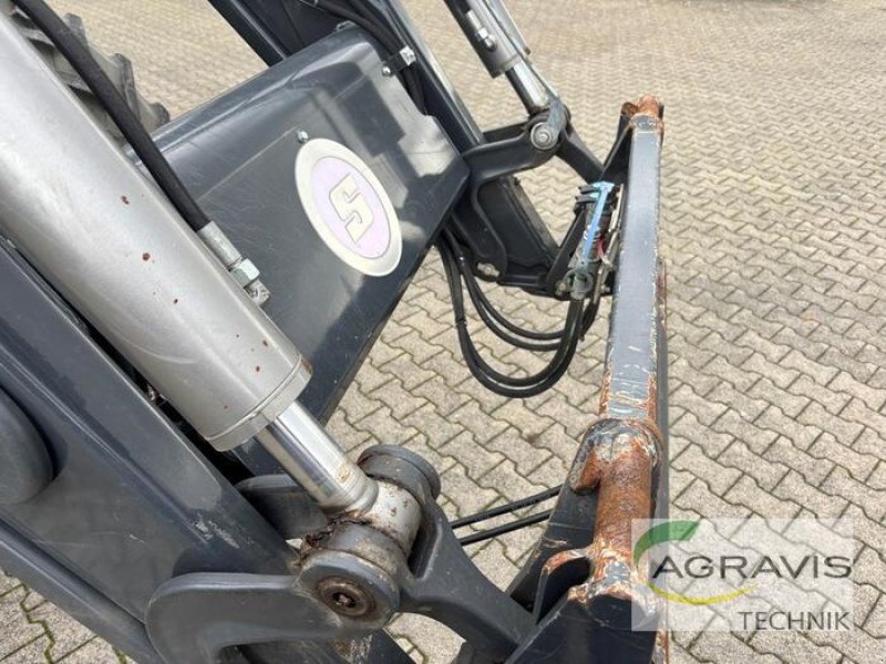 Traktor типа Deutz-Fahr 6215 AGROTRON TTV, Gebrauchtmaschine в Salzkotten (Фотография 17)