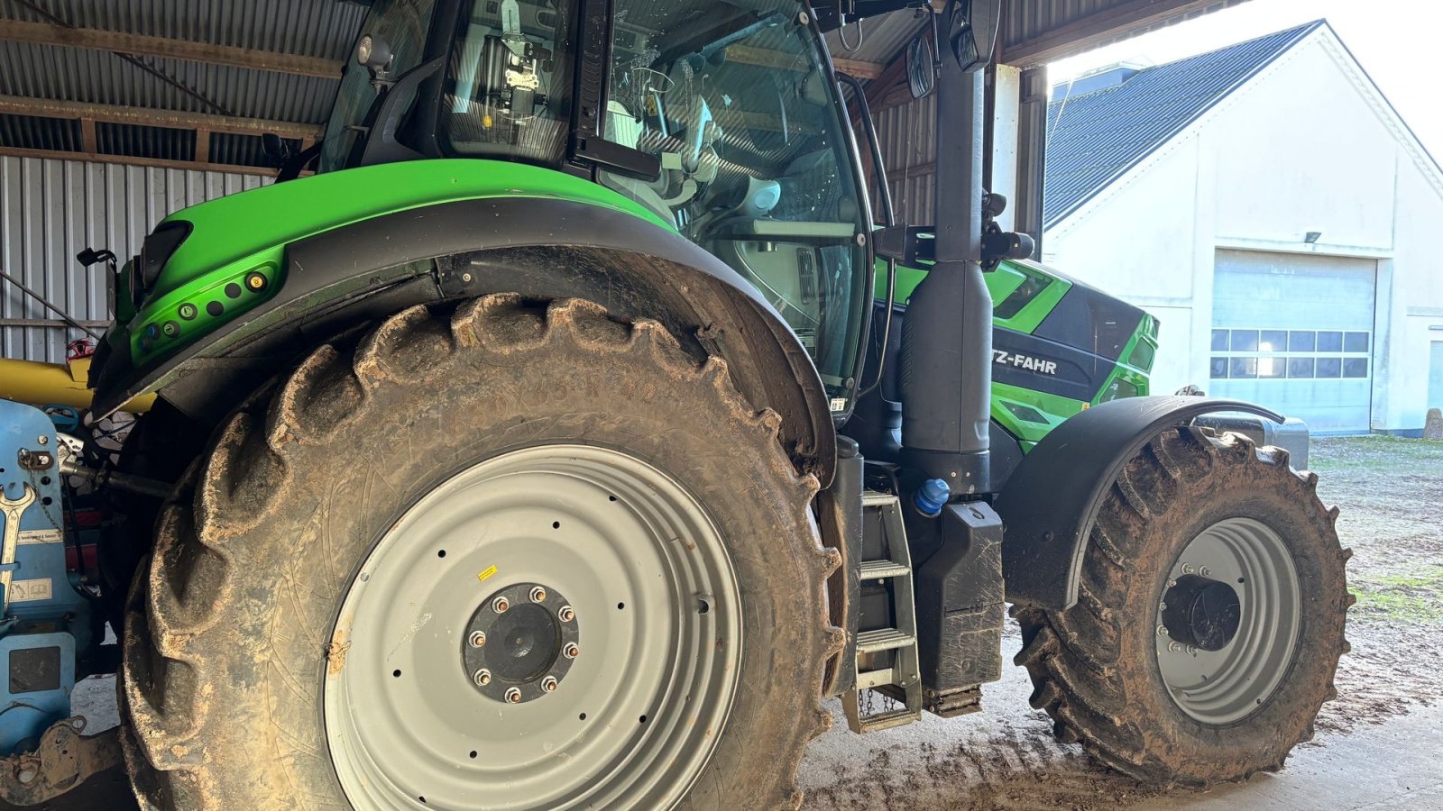 Traktor tipa Deutz-Fahr 6.215 RC Shift RC Shift, Gebrauchtmaschine u Glamsbjerg (Slika 2)