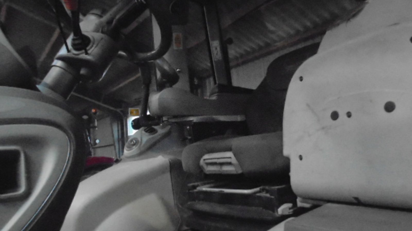 Traktor типа Deutz-Fahr 6215 RC Shift, Gebrauchtmaschine в Rønde (Фотография 4)