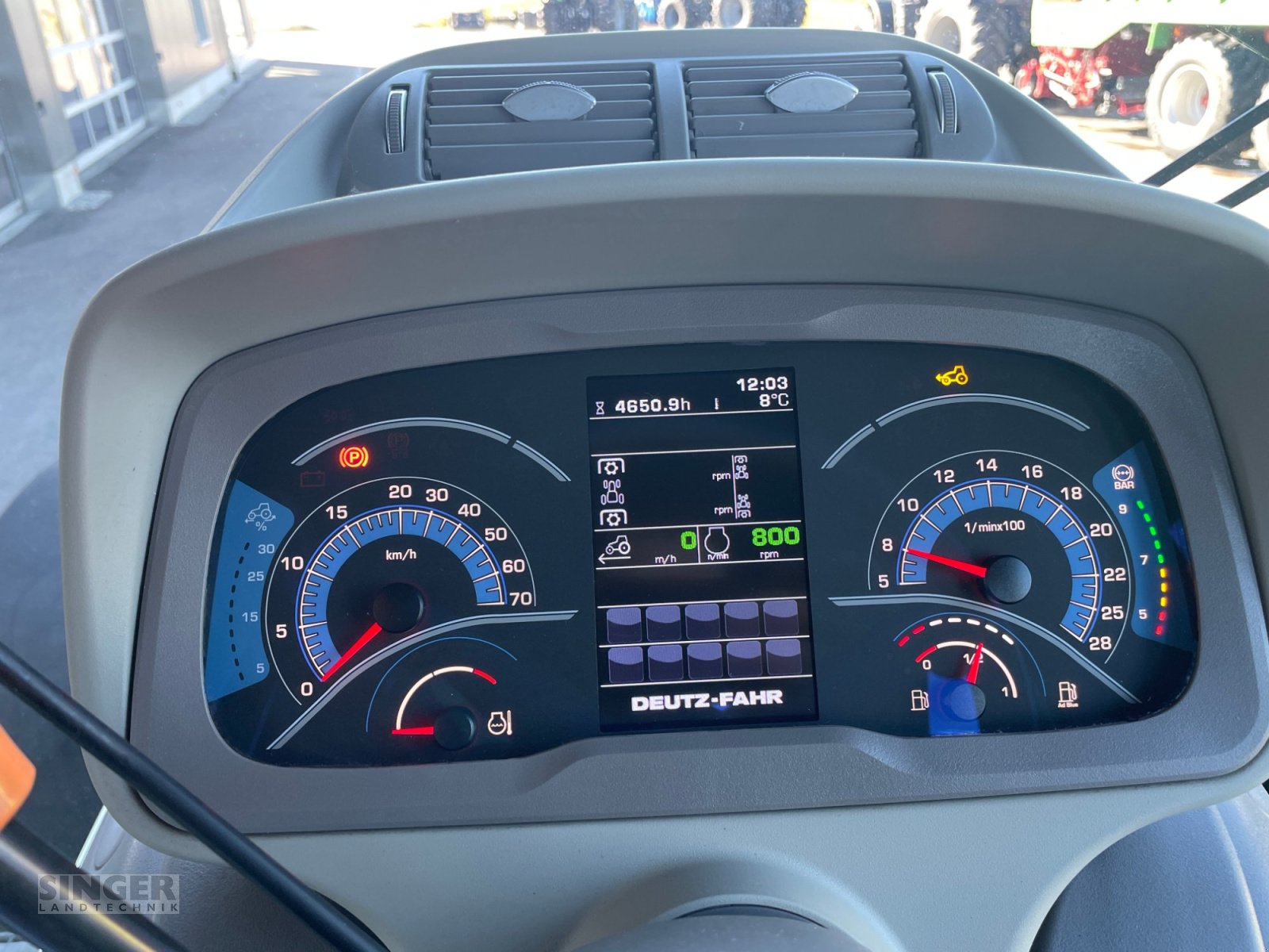 Traktor des Typs Deutz-Fahr 6215 TTV Agrotron *Neuer Motor*, Gebrauchtmaschine in Ebenhofen (Bild 15)