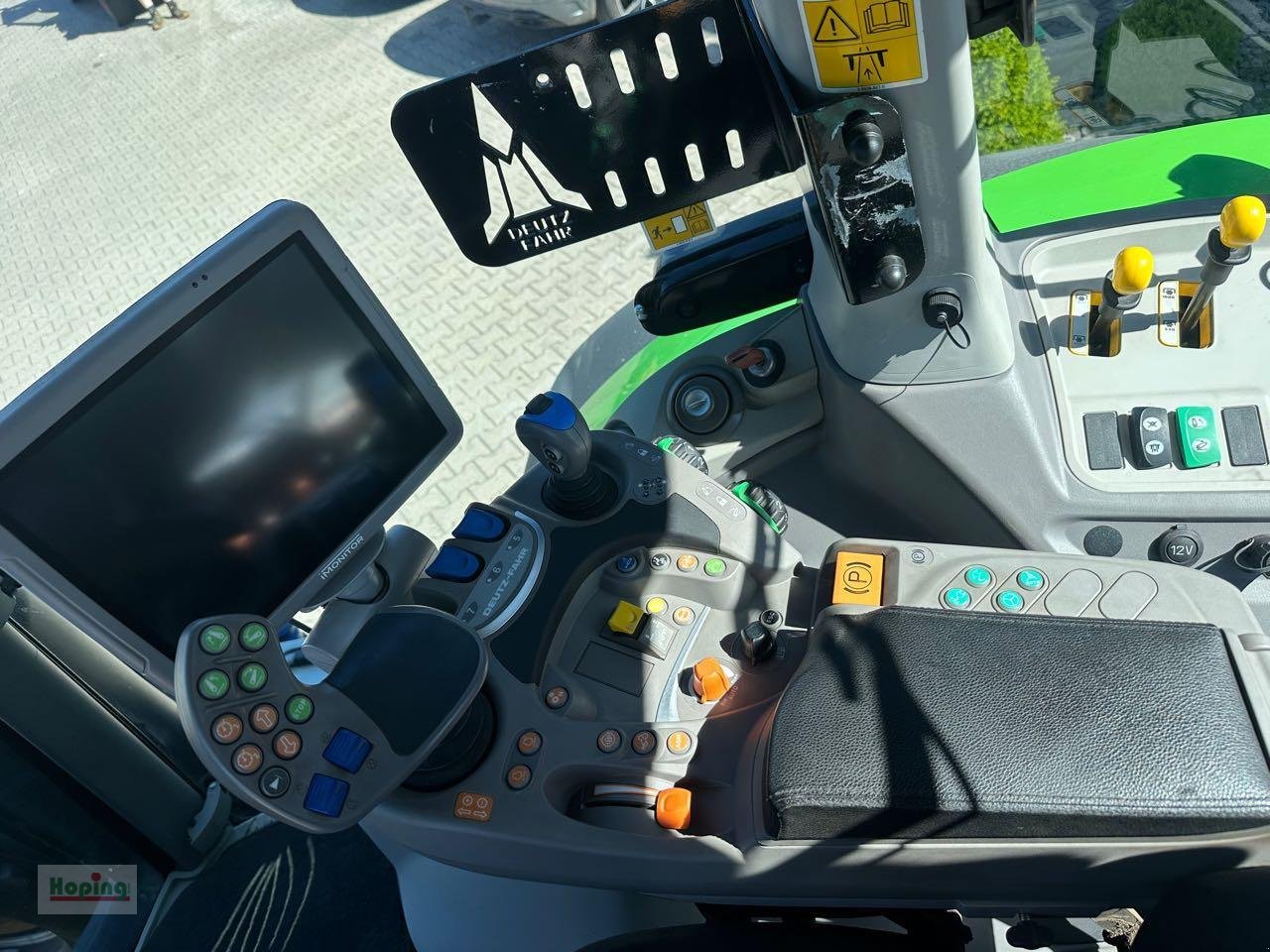 Traktor типа Deutz-Fahr 6215 TTV, Gebrauchtmaschine в Bakum (Фотография 13)