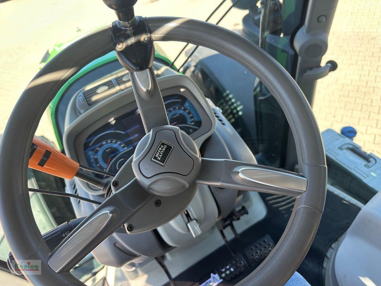 Traktor типа Deutz-Fahr 6215 TTV, Gebrauchtmaschine в Bakum (Фотография 15)