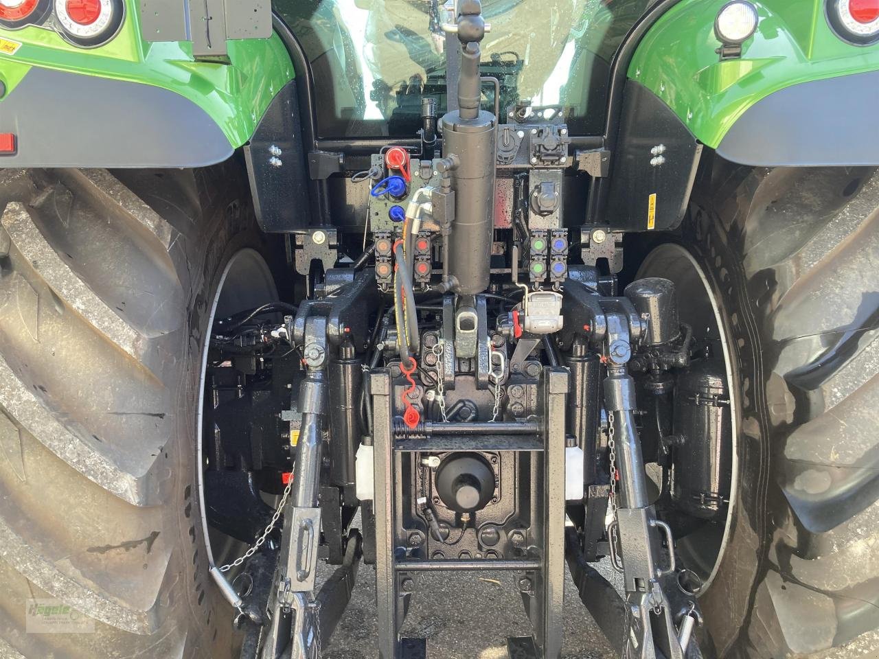 Traktor типа Deutz-Fahr 6230 AGROTRON TTV (STAGE V), Neumaschine в Uhingen (Фотография 8)