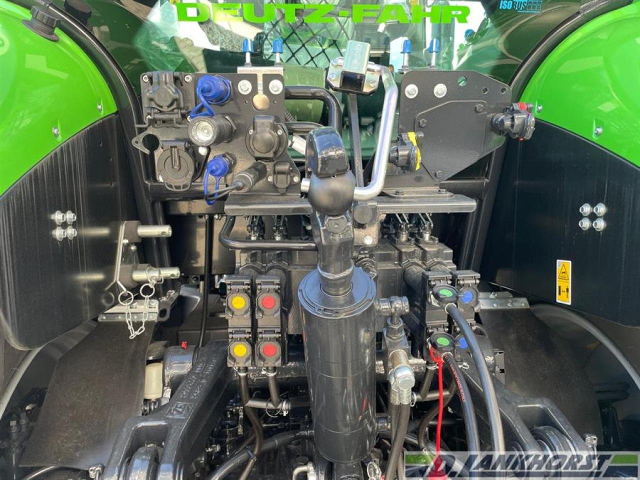 Traktor des Typs Deutz-Fahr 6230 Powershift, Neumaschine in Neuenhaus (Bild 11)