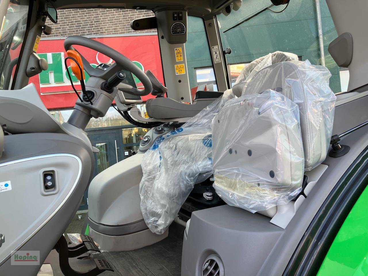 Traktor des Typs Deutz-Fahr 6230 TTV, Neumaschine in Bakum (Bild 12)