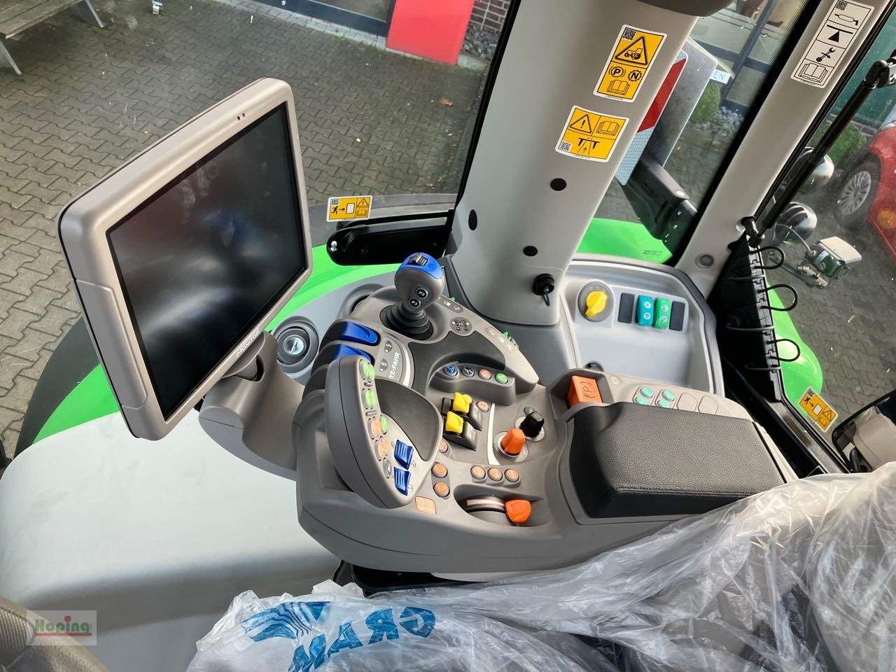 Traktor des Typs Deutz-Fahr 6230 TTV, Neumaschine in Bakum (Bild 14)