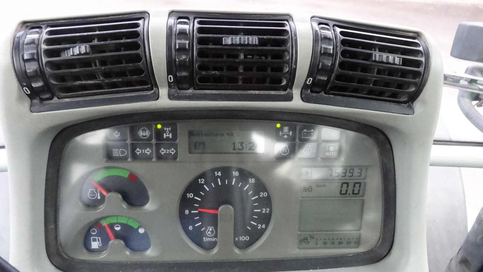 Traktor a típus Deutz-Fahr 630 TTV, Gebrauchtmaschine ekkor: Bad Schussenried (Kép 7)