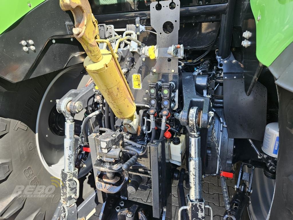 Traktor от тип Deutz-Fahr 7210 TTV, Gebrauchtmaschine в Neuenkirchen-Vörden (Снимка 8)