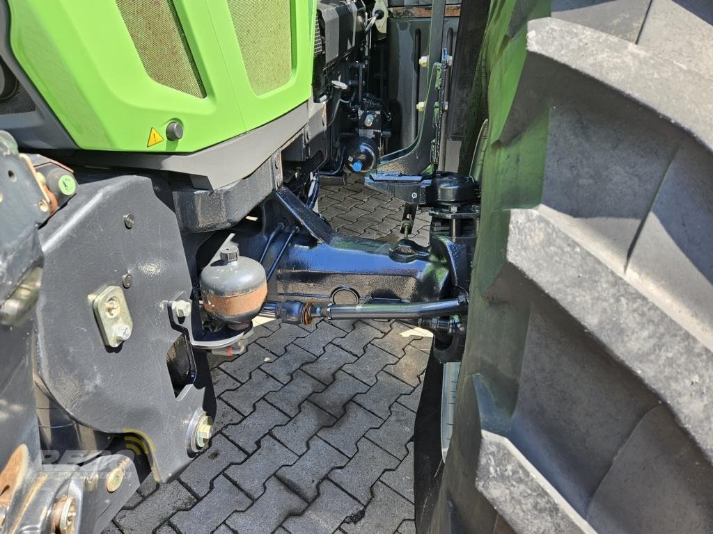 Traktor от тип Deutz-Fahr 7210 TTV, Gebrauchtmaschine в Neuenkirchen-Vörden (Снимка 21)