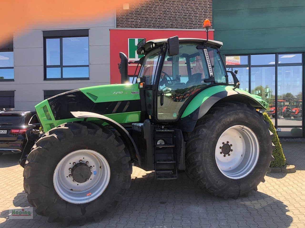 Traktor от тип Deutz-Fahr 7210 TTV, Gebrauchtmaschine в Bakum (Снимка 10)