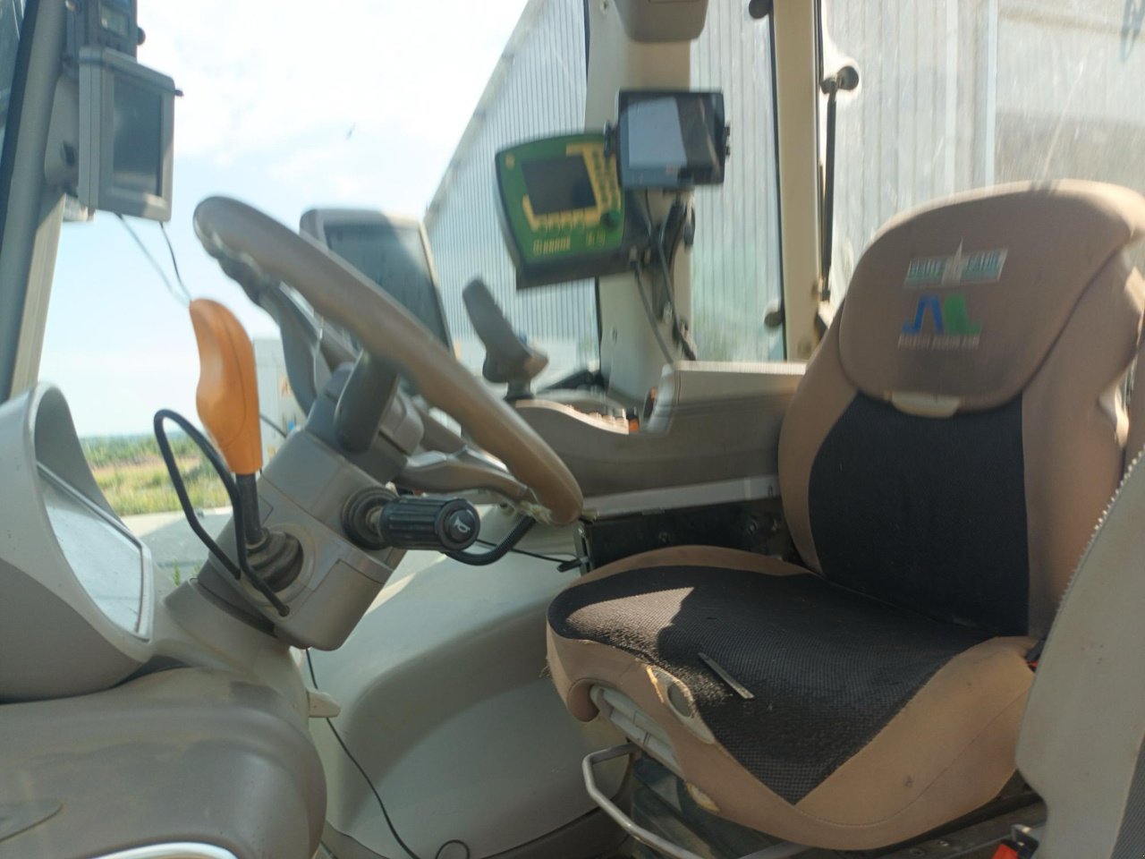 Traktor του τύπου Deutz-Fahr 7250 AGROTRON TTV, Gebrauchtmaschine σε SAINT LOUP (Φωτογραφία 4)