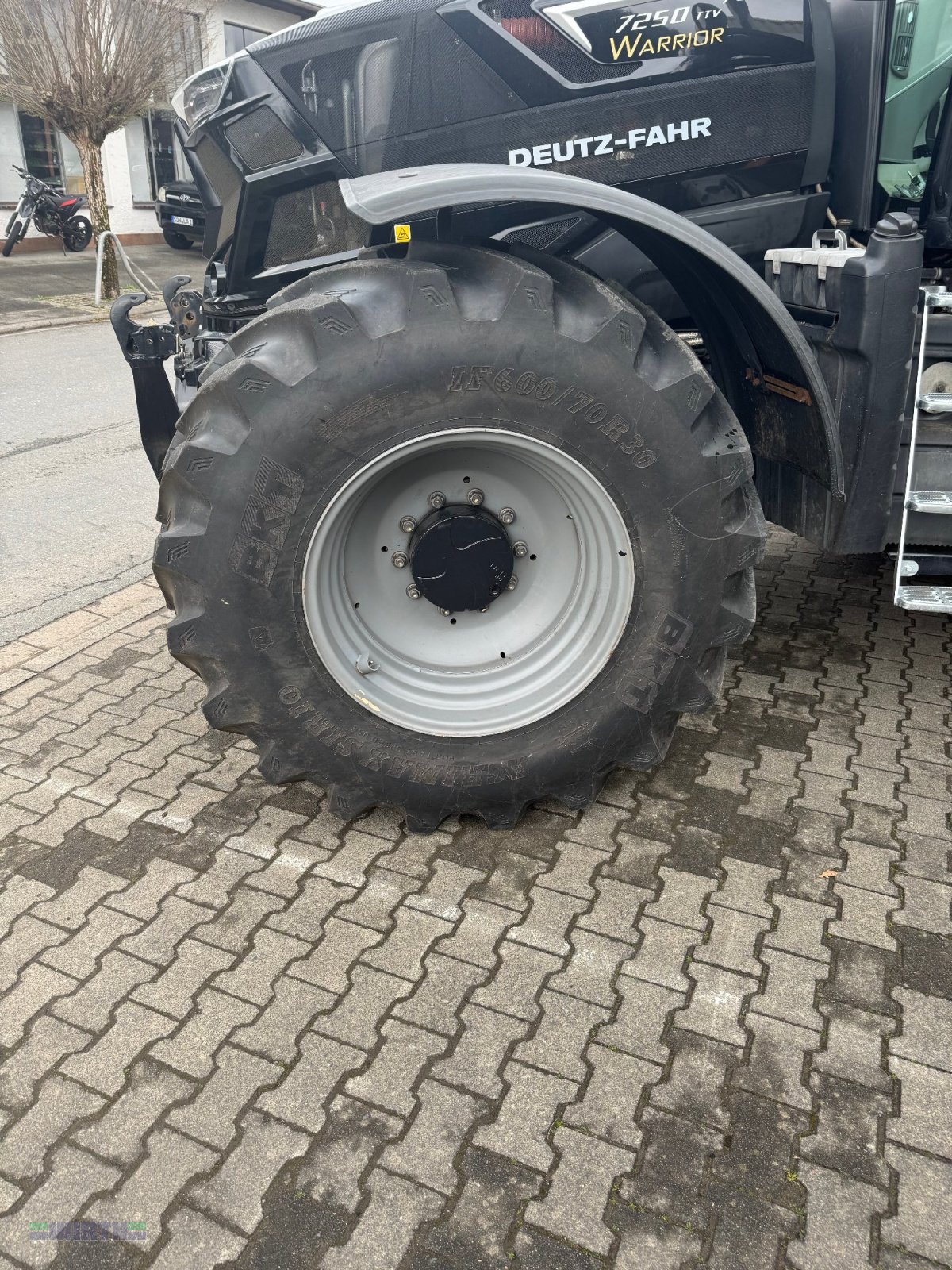 Traktor типа Deutz-Fahr 7250 TTV Warrior, TOP Finanzierung möglich, Gebrauchtmaschine в Buchdorf (Фотография 14)