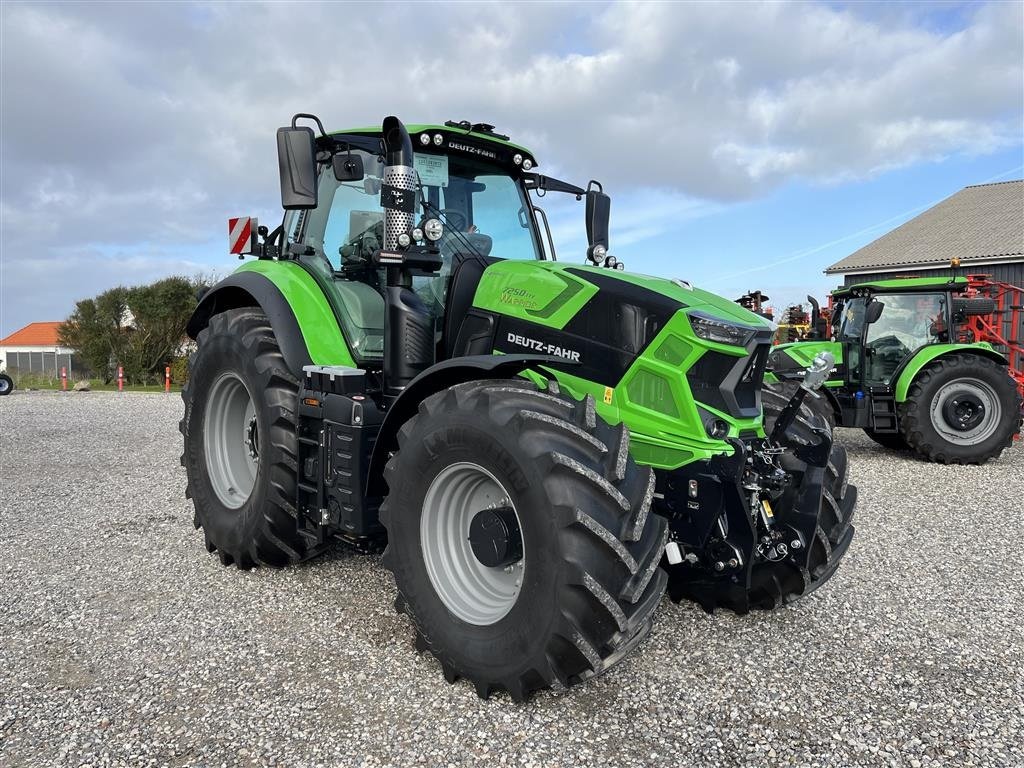 Traktor типа Deutz-Fahr 7250 TTV Warrior, Gebrauchtmaschine в Løgstør (Фотография 4)