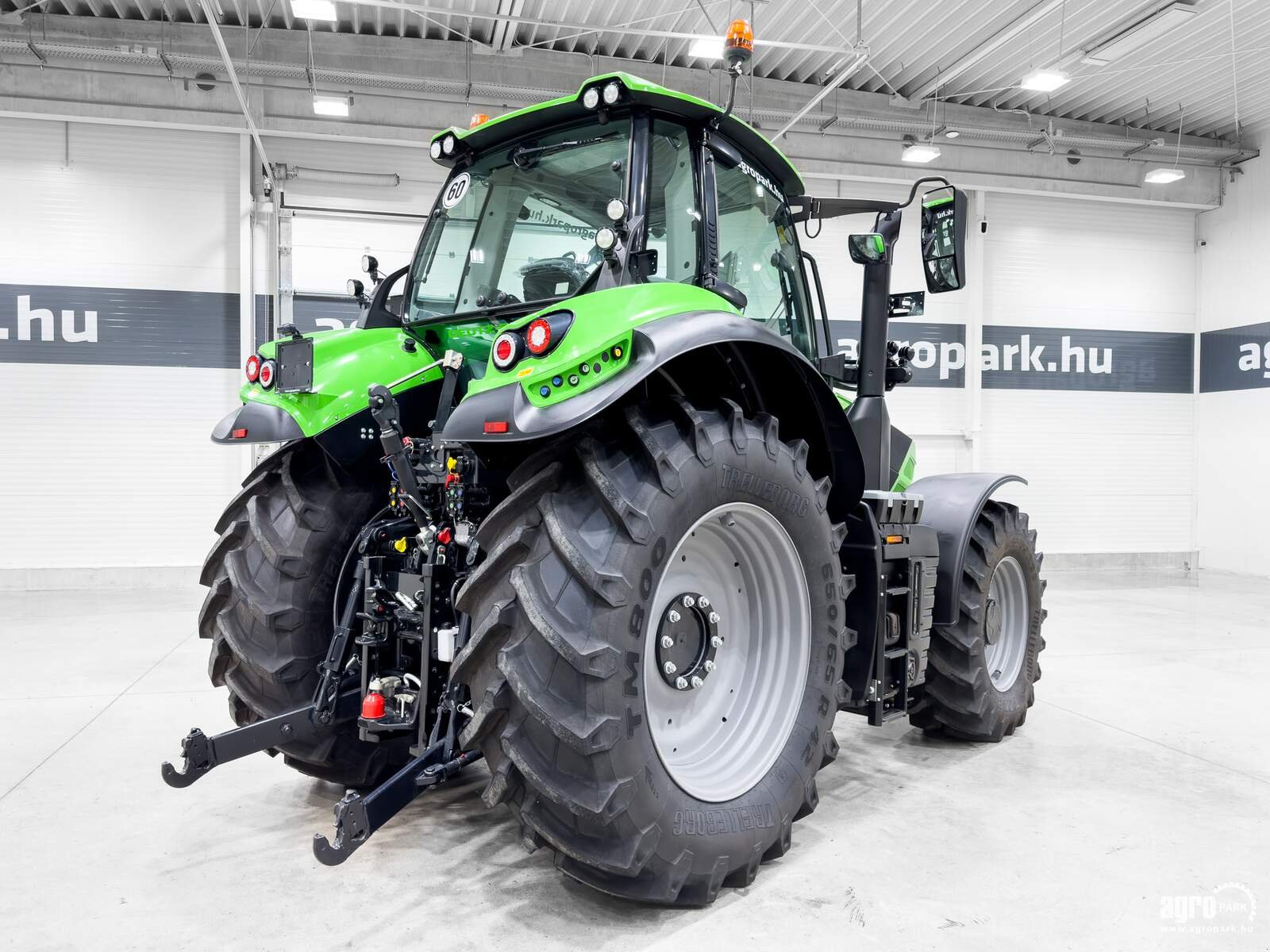 Traktor des Typs Deutz-Fahr 7250 TTV, Gebrauchtmaschine in Csengele (Bild 3)