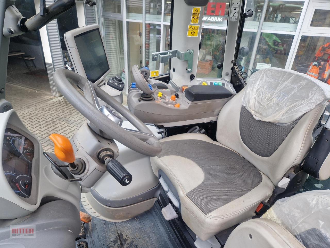 Traktor of the type Deutz-Fahr 7250 TTV, Gebrauchtmaschine in Zell a. H. (Picture 6)