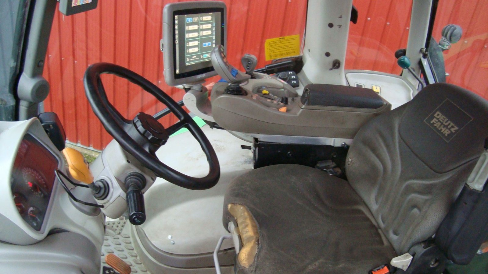 Traktor от тип Deutz-Fahr 7250 TTV, Gebrauchtmaschine в Brørup (Снимка 5)