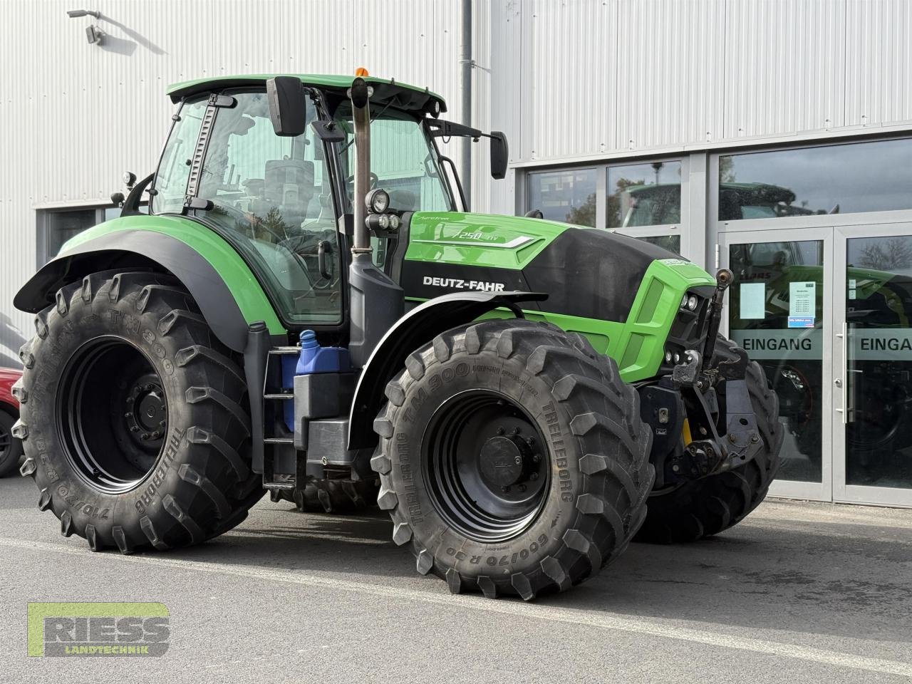 Traktor typu Deutz-Fahr 7250 TTV, Gebrauchtmaschine v Homberg/Ohm - Maulbach (Obrázek 2)