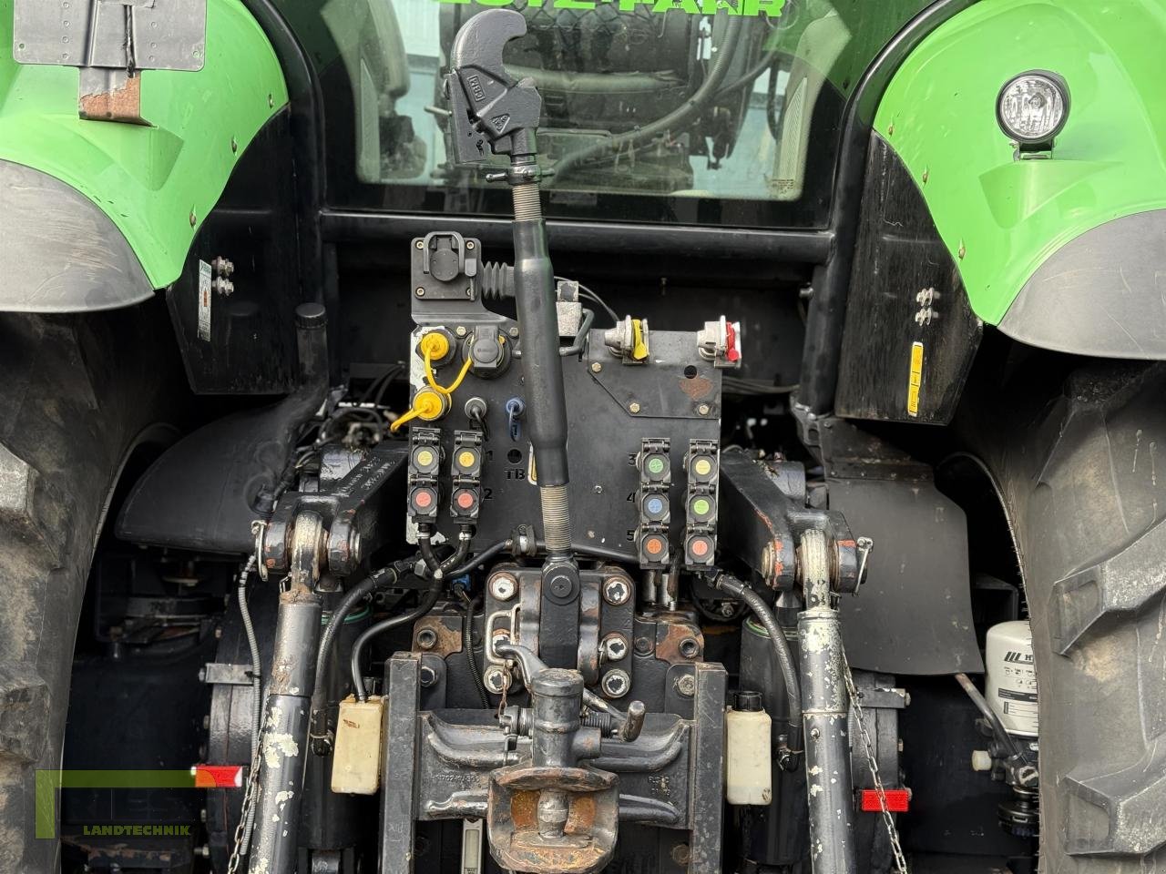 Traktor typu Deutz-Fahr 7250 TTV, Gebrauchtmaschine w Homberg/Ohm - Maulbach (Zdjęcie 4)