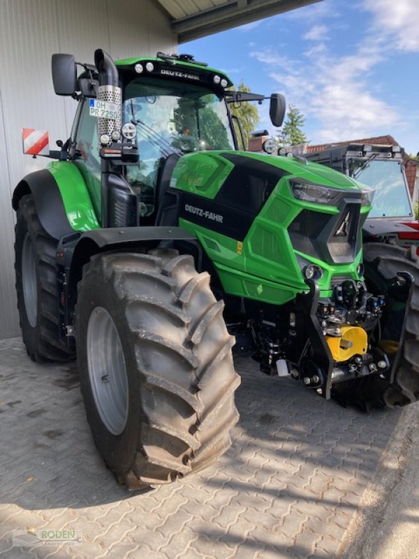 Traktor des Typs Deutz-Fahr 7250 TTV, Neumaschine in Lensahn (Bild 4)
