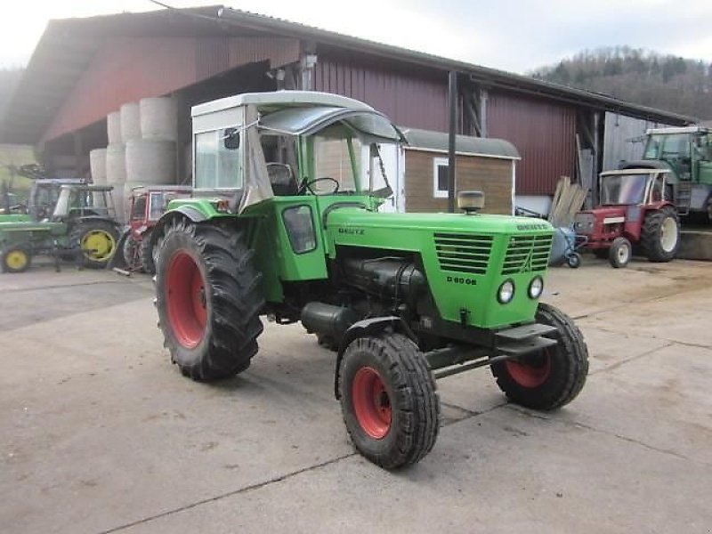 Traktor des Typs Deutz-Fahr 8006, Gebrauchtmaschine in Ziegenhagen (Bild 2)