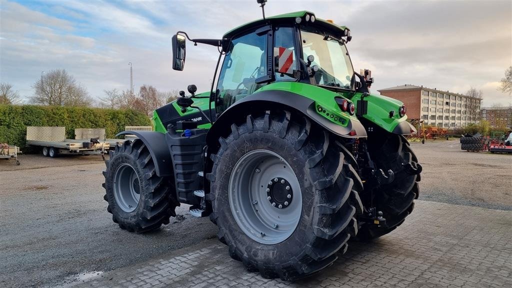 Traktor от тип Deutz-Fahr 8280 TTV Demo traktor, Gebrauchtmaschine в Vejle (Снимка 5)