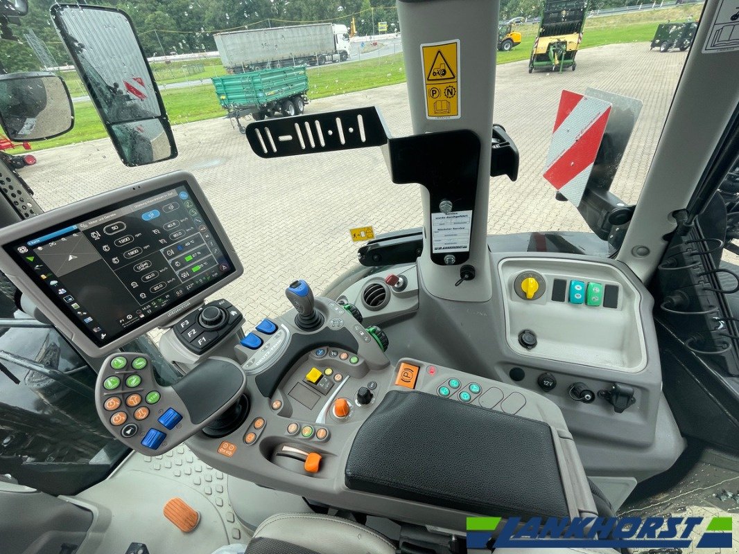 Traktor des Typs Deutz-Fahr 8280 TTV M-BLACK WAR, Neumaschine in Emsbüren (Bild 9)