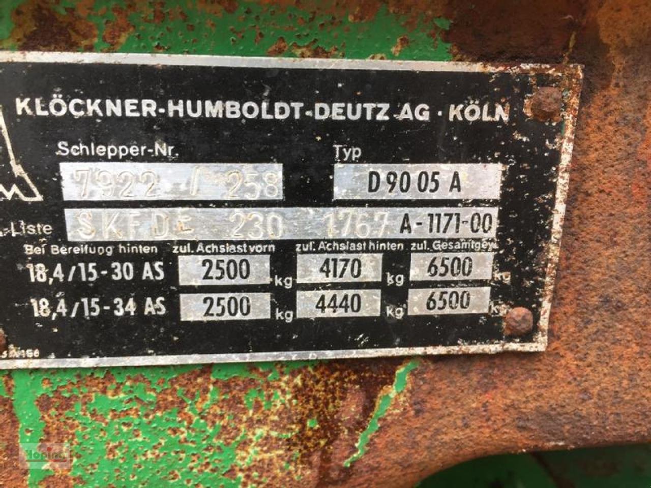 Traktor des Typs Deutz-Fahr 9005 A, Gebrauchtmaschine in Bakum (Bild 2)