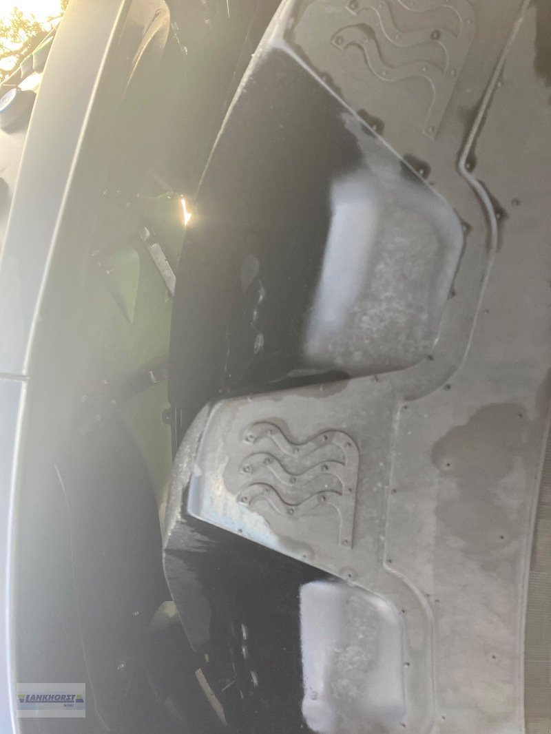 Traktor of the type Deutz-Fahr 9340 AGROTRON TTV, Gebrauchtmaschine in Aurich (Picture 13)