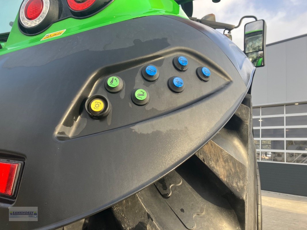 Traktor of the type Deutz-Fahr 9340 AGROTRON TTV, Gebrauchtmaschine in Aurich (Picture 18)