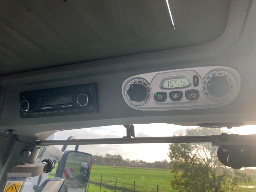 Traktor of the type Deutz-Fahr 9340 AGROTRON TTV, Gebrauchtmaschine in Aurich (Picture 23)