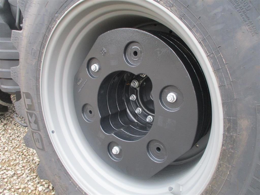 Traktor typu Deutz-Fahr 9340 TTV  New and Unused tractor, Gebrauchtmaschine v Lintrup (Obrázek 12)