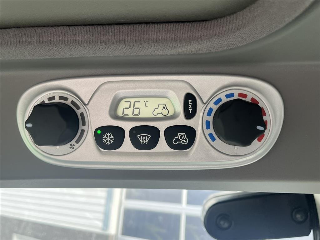 Traktor του τύπου Deutz-Fahr 9340 TTV WARRIOR, New and unused tractor, Gebrauchtmaschine σε Lintrup (Φωτογραφία 7)